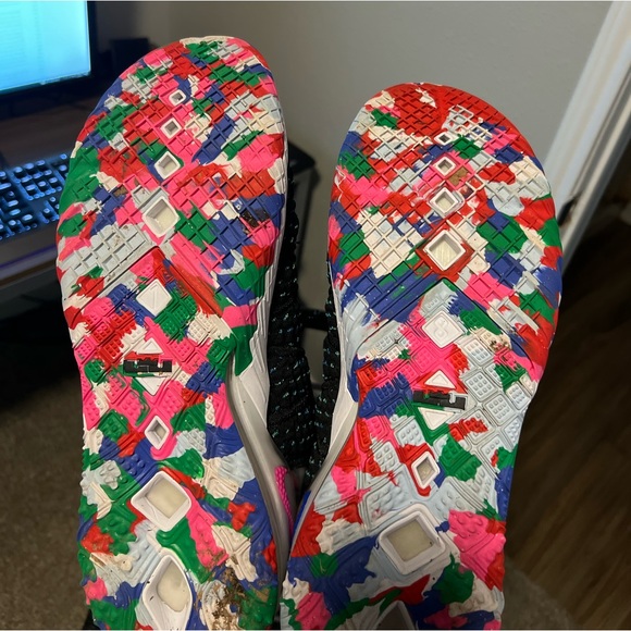 Lebron 18 Multicolor - Picture 3 of 3